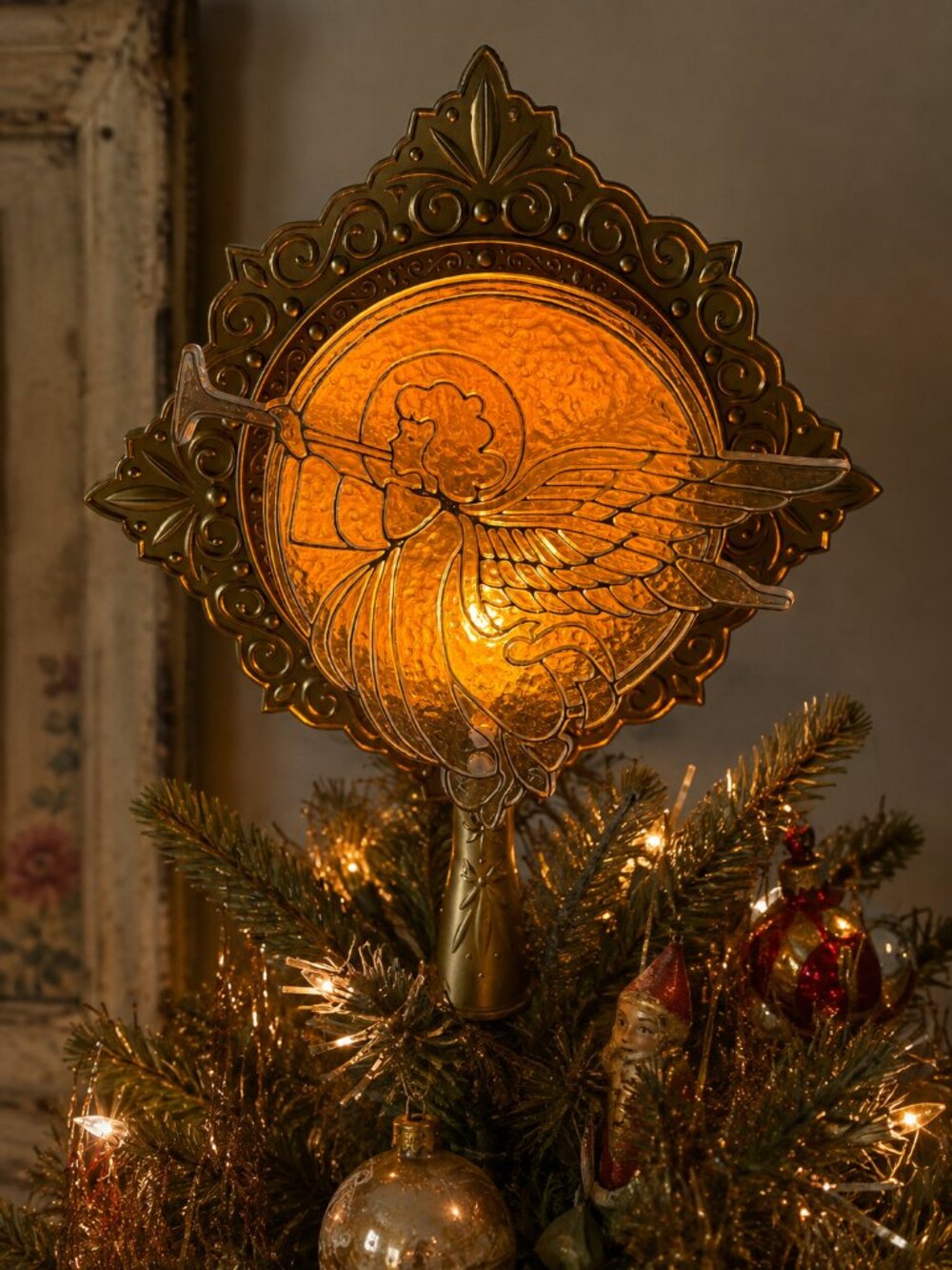 Vintage 2001 Holiday Collection Lighted Stained Glass Angel Tree Topper